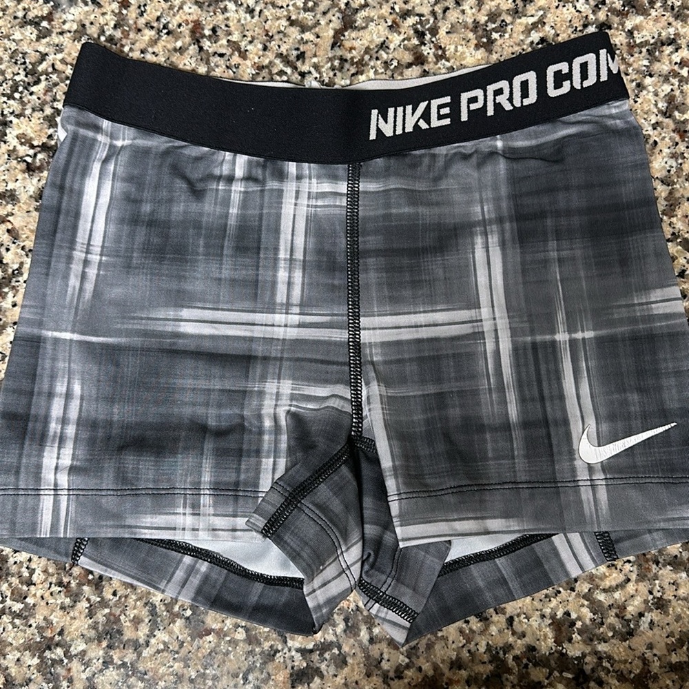 Women’s Nike Pro Combat shorts
